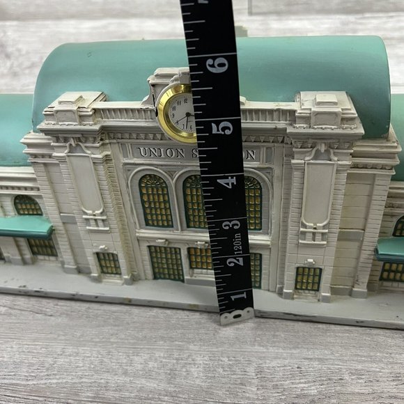 2011 Hawthorne Village Lamplight Union Station Holiday Decor 🧧SOLD🧧 - Picture 9 of 10